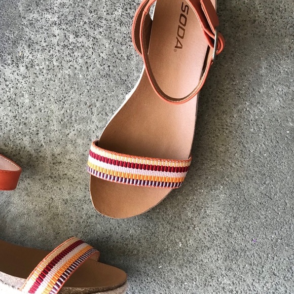 NEW Soda Tacoma Orange Espadrille Flatform Sandal - Picture 6 of 8